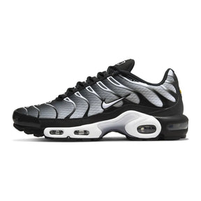 Tênis Nike Air Max Plus Preto e Branco