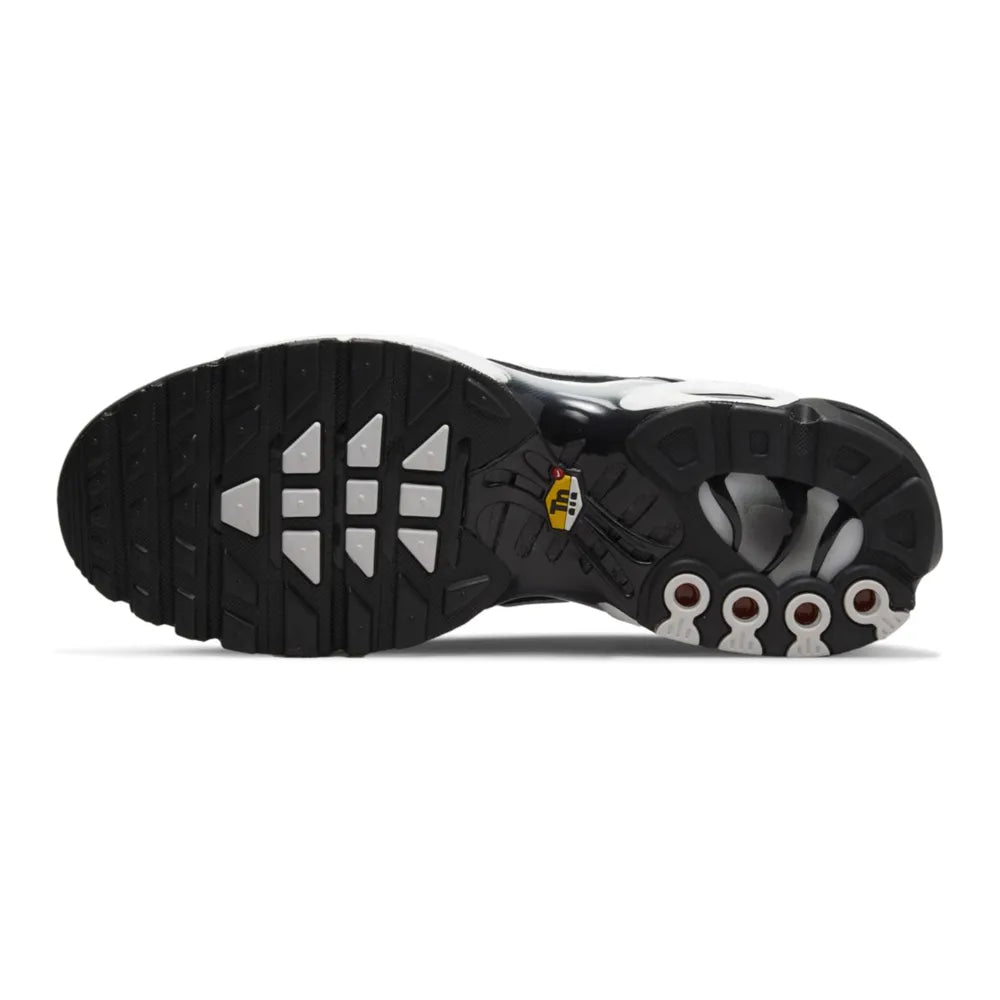Tênis Nike Air Max Plus Preto e Branco